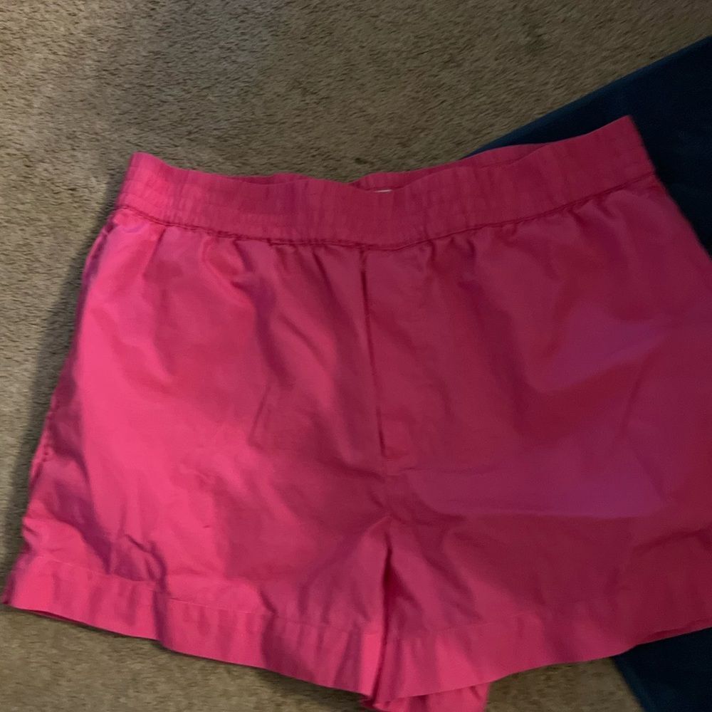 Free assembly large pink shorts‎